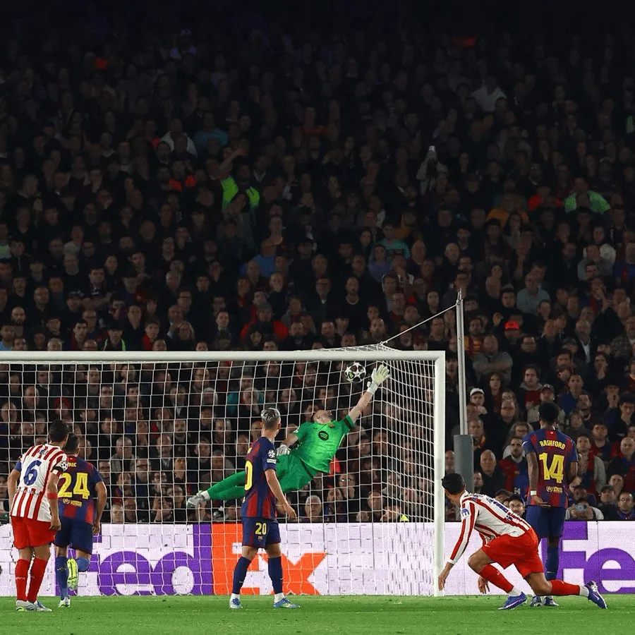 开云体育官方网-脚法出色!阿尔瓦雷斯本赛季对皇马/巴萨都有直接任意球破门